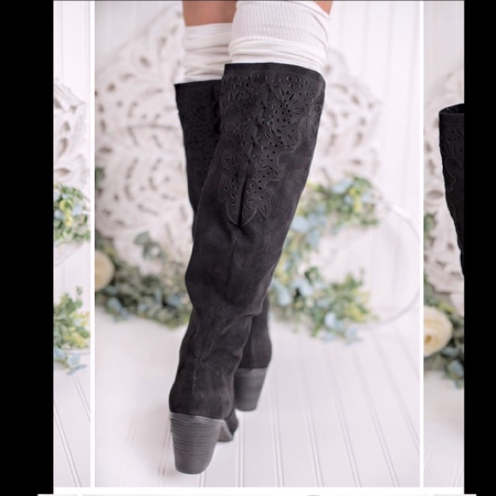 Not Rated Cutout Boots, Black